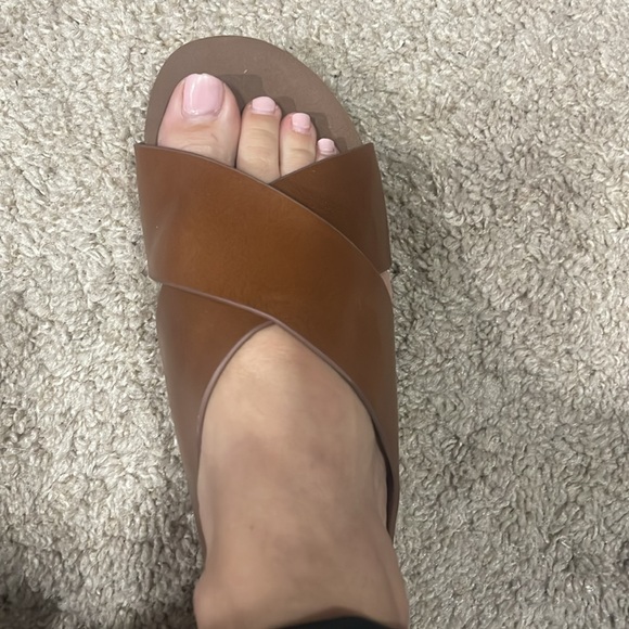 Volatile brown leather sandals. Like new! - Picture 3 of 3